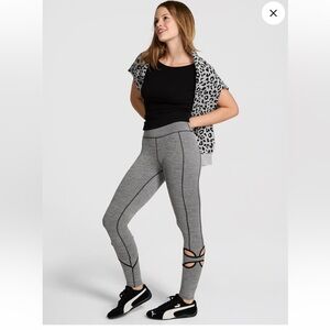 Victoria’s Secret PINK RELAY CUT-OUT LEGGINGS